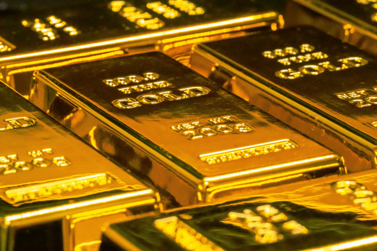 African Underground Wealth: Gold, Diamonds, Mineral Ores, Precious Stones & Crude Oil